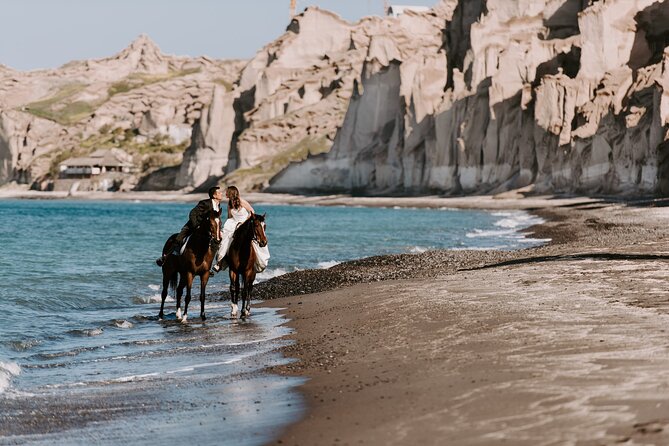 Private Horse Riding Experience in Santorini - Riding through Santorini’s volcanic south