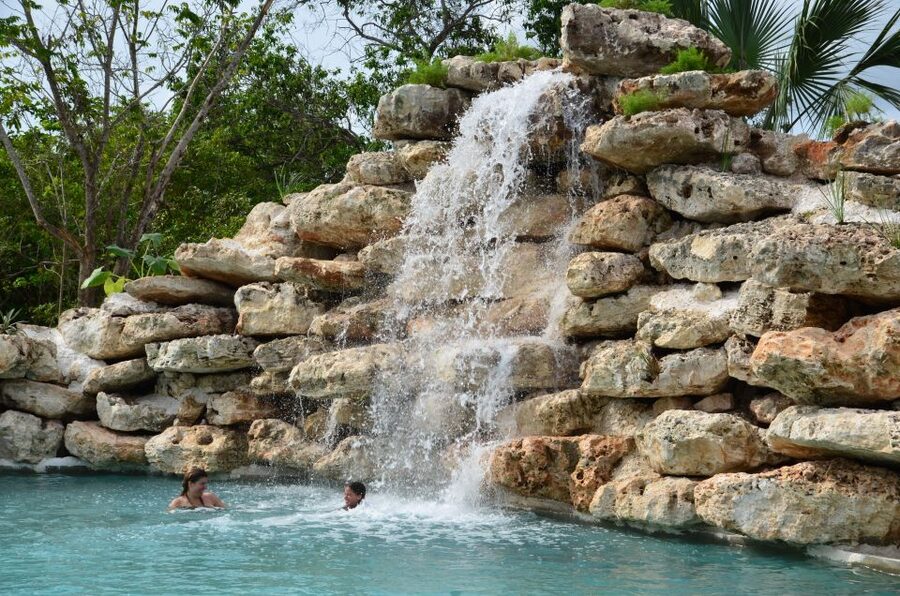 Punta Cana: Bávaro Adventure Park Horse Riding & Waterfalls - Starting with the horses on quiet park trails