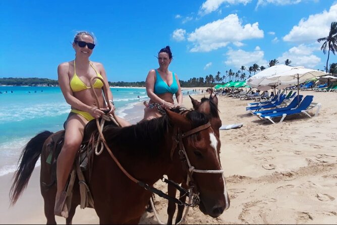 Punta Cana Horse Riding for Beaches in Field - Group size and the feel of the experience