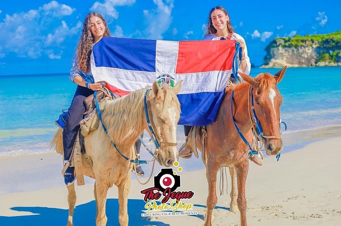 Punta Cana Horseback Riding Adventure with Exclusive Visits - Coffee, cacao, and Mama Juana at a country home