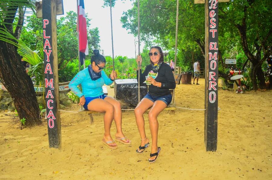 Punta Cana Horseback riding & Sunset + beach + free pick-up - Guides, language, and group comfort