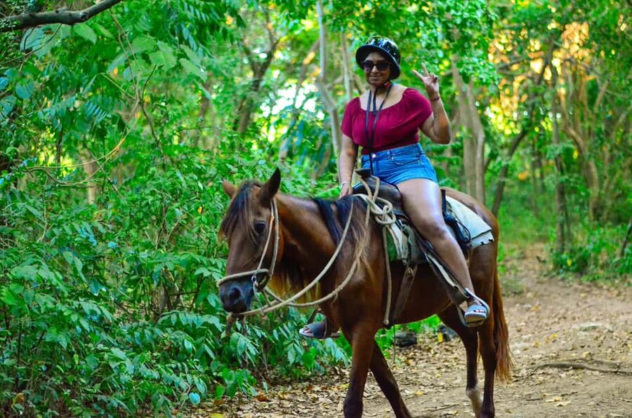 Punta Cana: Horseback Riding Tour with Sunset at Macao Beach - From inland paths to the open shore