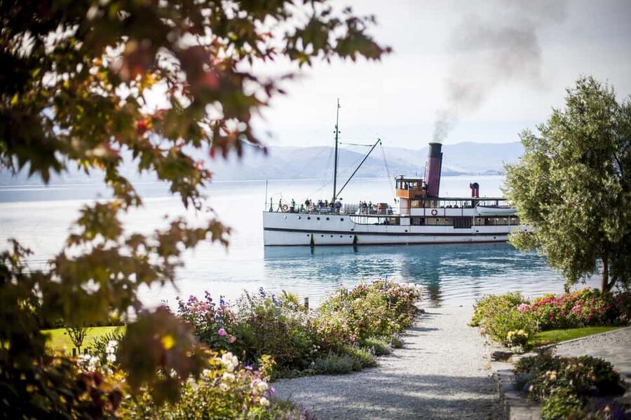 Queenstown: Walter Peak Horse Trek & Queenstown Lake Cruise - Tea, scones, and time at the farm
