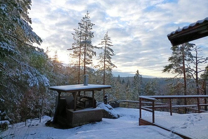 Reindeer Park & Horse Stables Safari - The guide can shape the experience