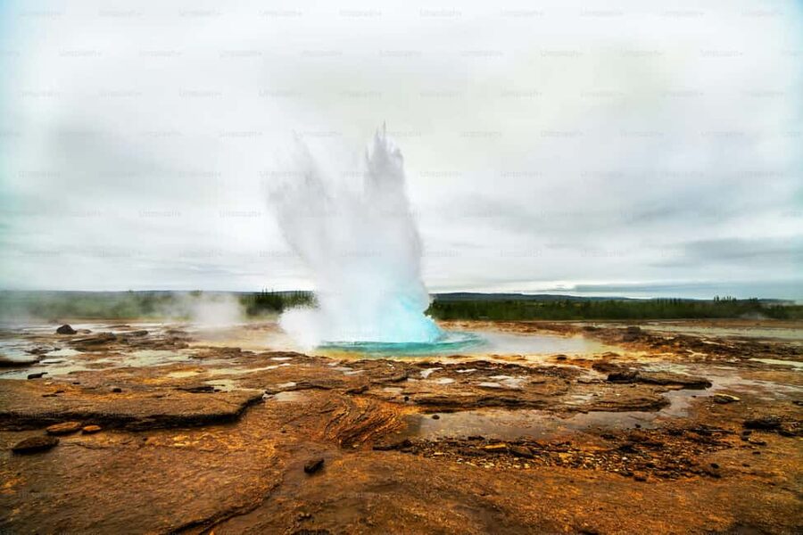Reykjavik: Golden Circle tour, Crater & Icelandic Horses - What the day covers from Reykjavik