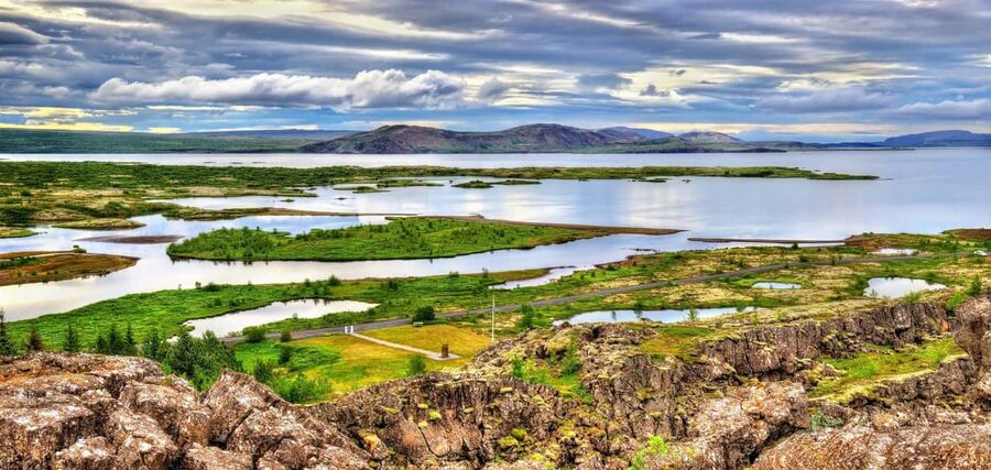 Reykjavik: Golden Circle tour, Crater & Icelandic Horses - Thingvellir National Park and Icelandic history