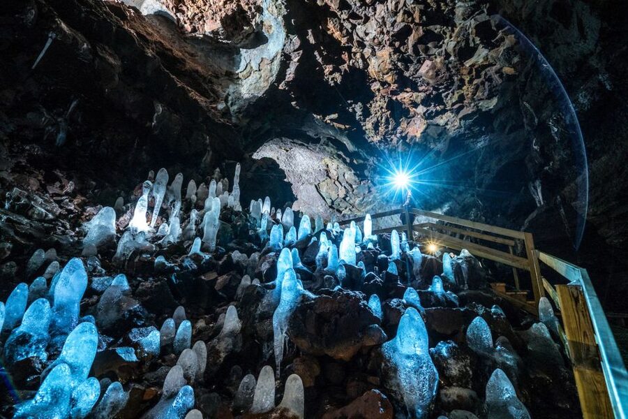 Reykjavik: Lava Cave, Hot Springs, Horses & Waterfalls Tour - Glanni Waterfall starts the day gently