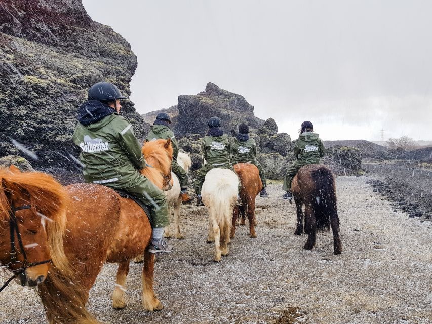 Reykjavik: Red Lava Horse Riding Tour - Red lava, Icelandic horses, and an easy escape from Reykjavik