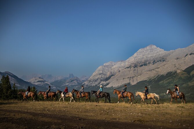 Ridge Ride 2-Hour Horseback Trail Ride in Kananaskis - What to wear and pack
