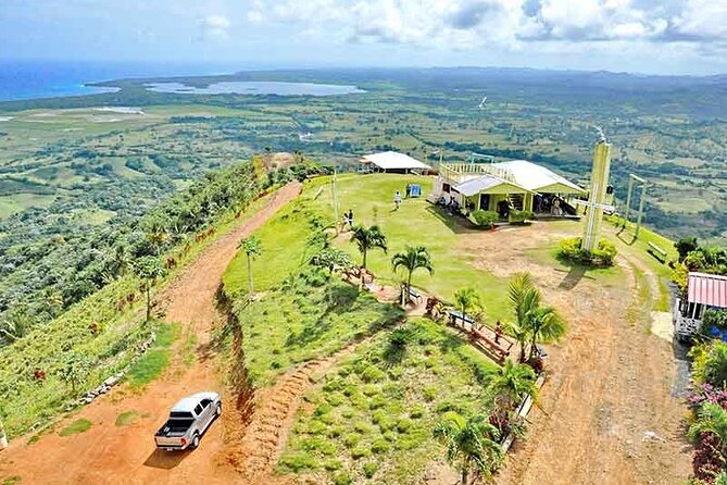 Round Mountain + Beach + Horse + Lunch - Friendly guides, mixed languages, and small-group energy