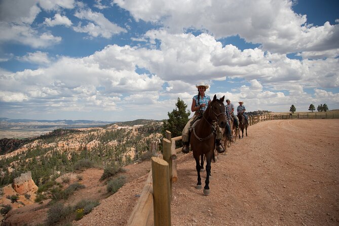Ruby's Horseback Adventures Utah 1.5 Hour Ride - How the group size changes the experience