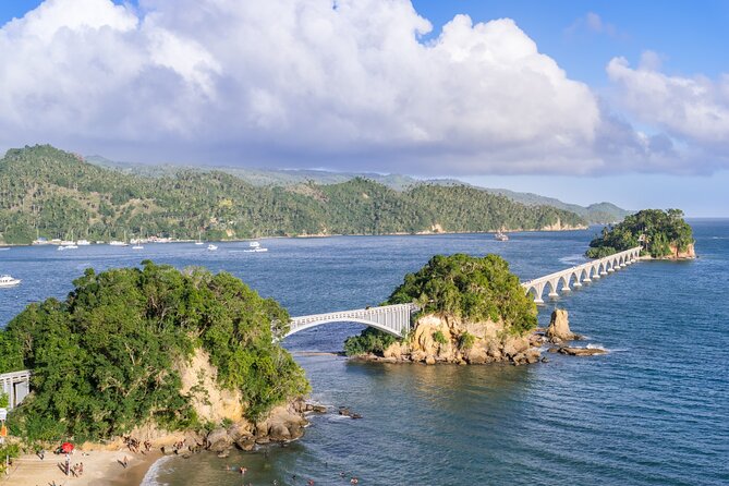 Samana + Cayo Levantado + Horseback Riding from Punta Cana with Lunch - The safari truck and the mountain road