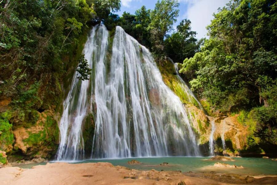 Samaná: El Limón Waterfall Horseback Riding Tour - Reaching the 197-foot El Limón Waterfall