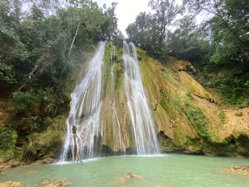 Samaná: El Limón Waterfall Horseback Riding Tour - Reaching the waterfall and the natural pool