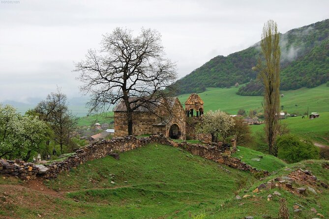 Scenic Trail Rides - Hovhannes Tumanyan’s home in Dsegh