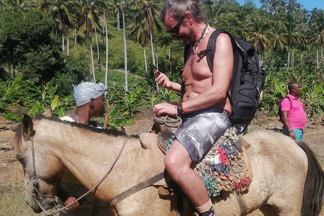 Short Excursion horseback riding tours on the beach and mountain - The beach ride and the Atlantic air
