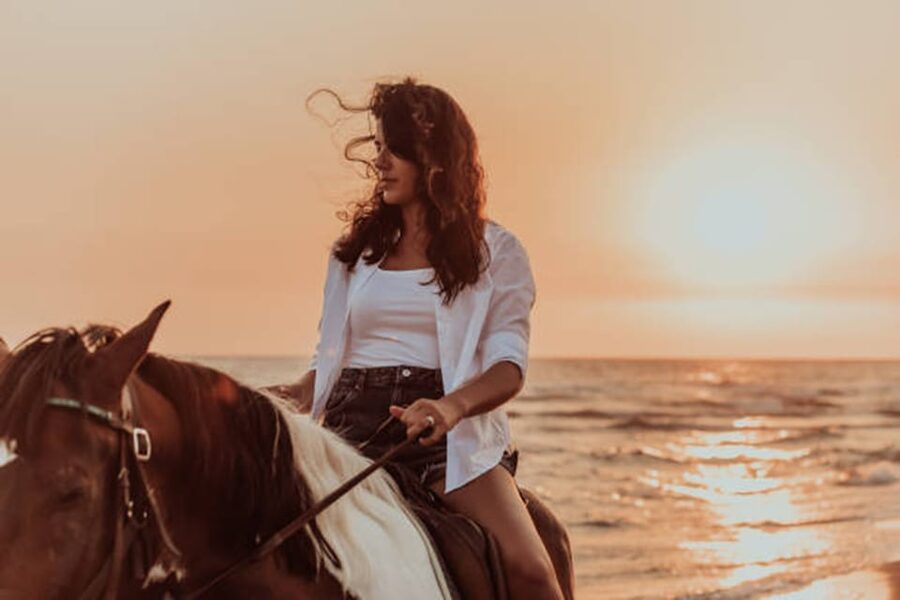 Side: Horseback Riding Tour in Nature - The guaranteed hour in the saddle