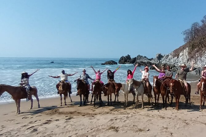 Small-Group Half-Day Kayaking and Horse Riding with Lunch - Who should book this Zihuatanejo outing