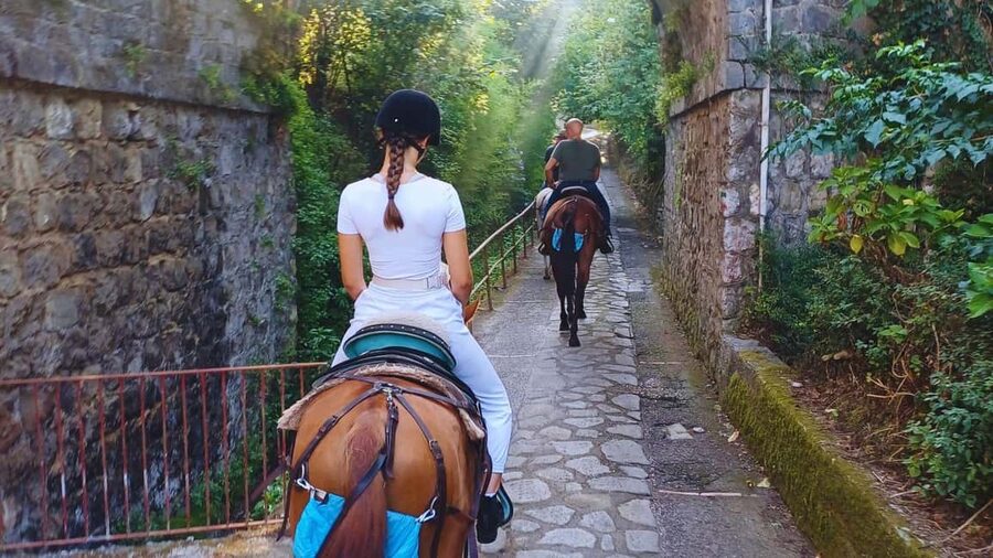 Sorrento: Horseback Riding Tour with Guide - Weather and practical comfort