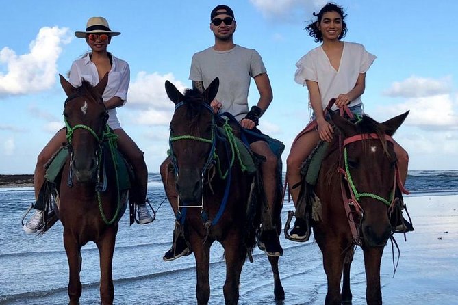 Sunset beach horsebackriding Punta Cana - Leaving the Resort for Rancho El Diferente