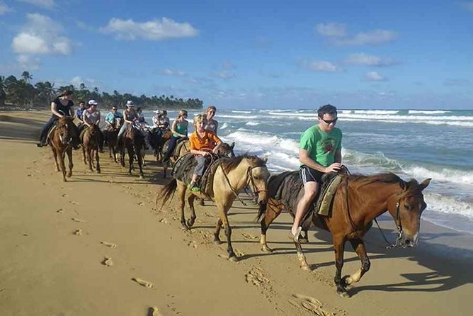 Sunset beach horsebackriding Punta Cana - Mosquitoes, Weather, and What to Wear