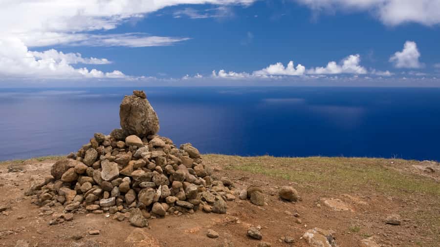 Terevaka Horse Excursion: The highest point and 360° view. - My take: book it for the ride, not only the view