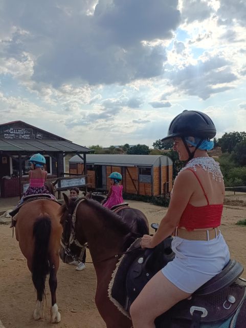 Thessaloniki:Horse Riding in a farm - Why the farm setting matters