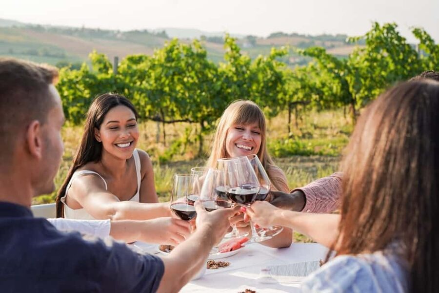 Tuscany: Horseback Riding Adventure with Lunch in a Winery - From Florence to San Gimignano by country road