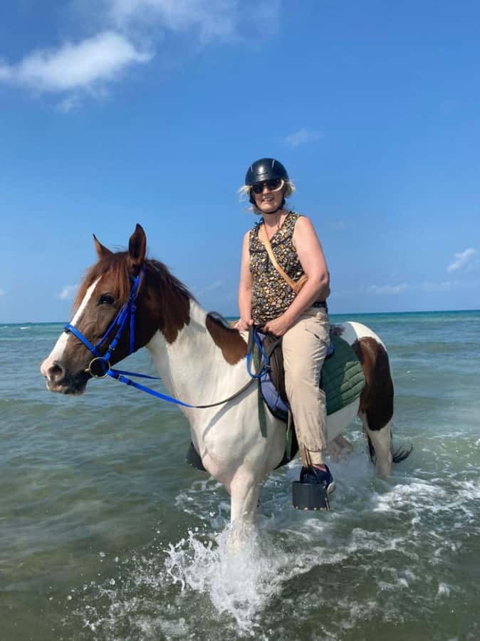 Zanzibar: Beach Horseback Ride and Swim with the Horse - Entering the water with your horse